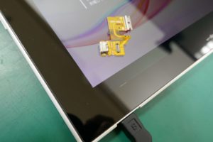 銀座ファイブ店　Xperia Z tablet　USBユニット交換修理