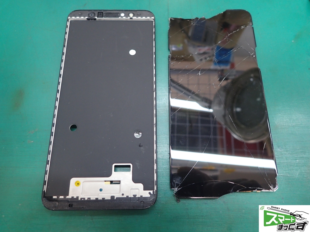ZenFone Max Pro M1 ZB602KL 破損ディスプレイ取り外し