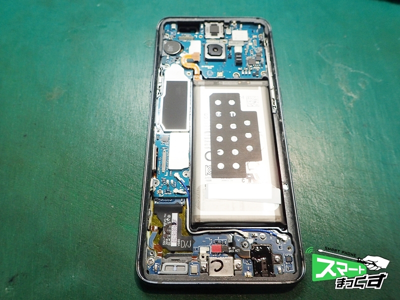 Galaxy S9 SCV38 画面割れ 即日修理いたします - 大阪梅田店