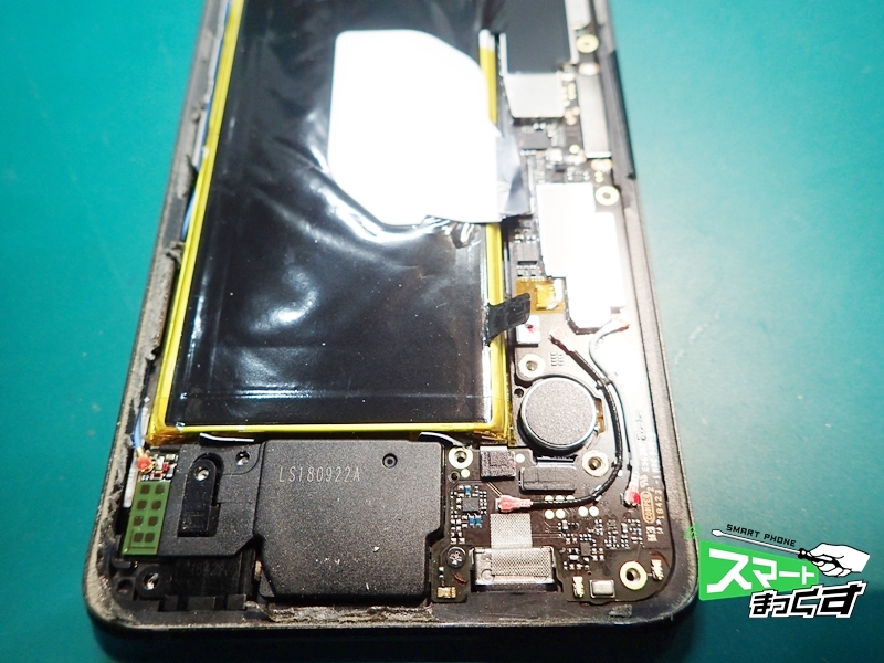 ROG Phone ZS600KL　基板下部