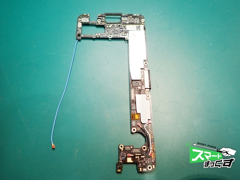 ROG Phone ZS600KL　取り外した基板