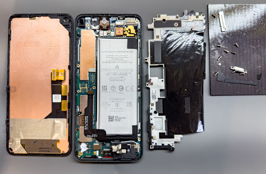 Google Pixel 5aが突然ブラックアウト【基板復旧修理】 - 東京・大阪