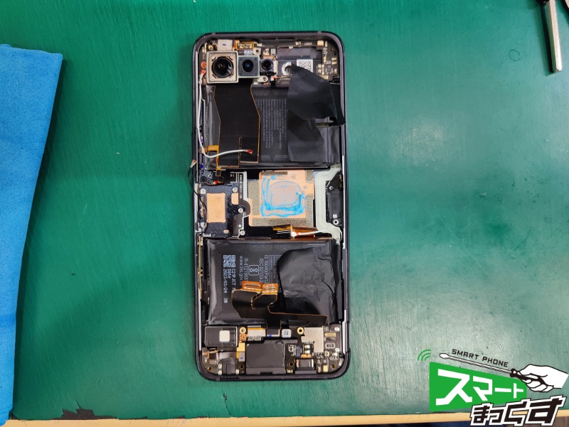 ROG Phone 7 基板取り外し