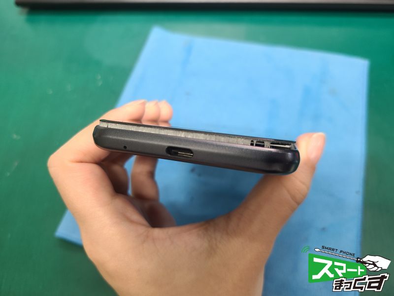 SHARP AQUOS sense2 バッテリー膨張修理 大阪梅田店