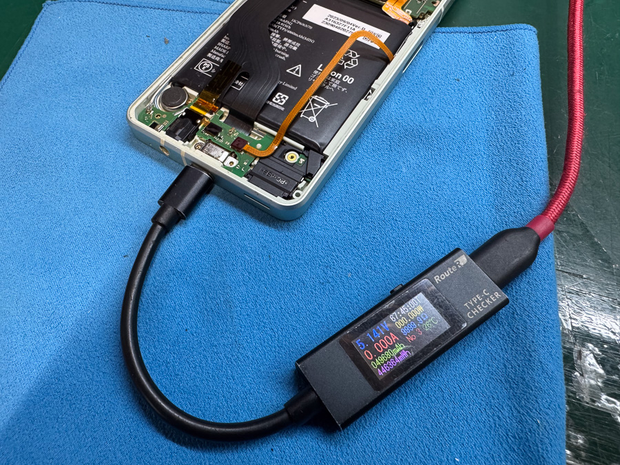 AQUOS sense8 突然電源が入らなくなった【基板修理・データ復旧 