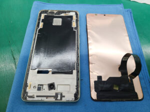 Xiaomi-POCO-X7-Pro-ガラス割れ 