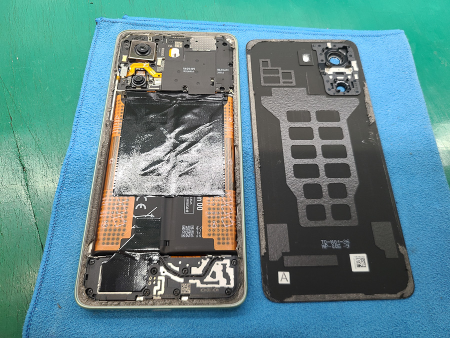 Xiaomi POCO X7 Pro ガラス割れ画面交換修理【即日対応】 - 全国対応