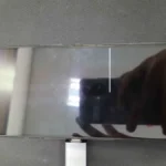 正常起動しない-画面にノイズが走る
