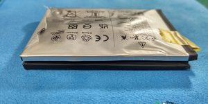 Nothing Phone(1) バッテリー交換修理