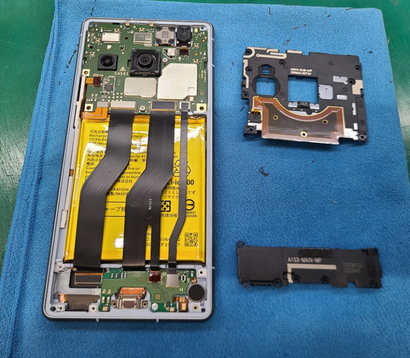 AQUOS R8 電源ボタンが反応しない症状を即日修理 - 大阪-6