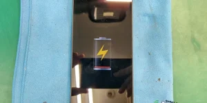 SHARP　AQUOS　Wish4　バッテリー交換修理　滋賀