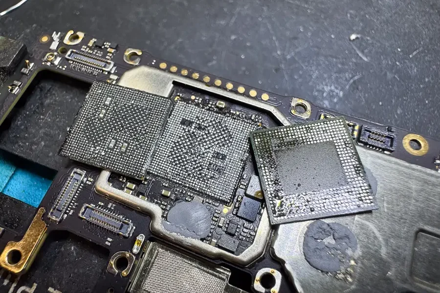 BlackShark2 使用中に電源が落ちて起動しなくなった【基板復旧修理】-4