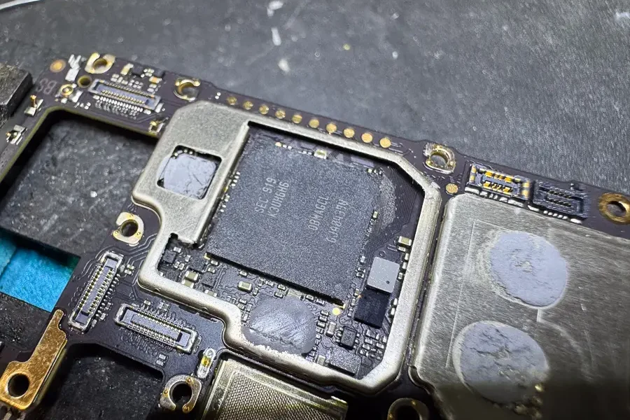 BlackShark2 使用中に電源が落ちて起動しなくなった【基板復旧修理】-5