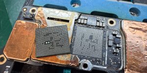 Mi 10T Lite 5G 突然電源が切れて起動しなくなった【データ復旧基板修理】-4