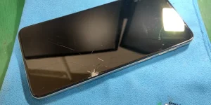 Motorola moto g64y 5G 修理前の状態