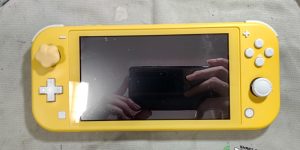 Nintendo Switch Lite ZLボタン交換修理 -滋賀-