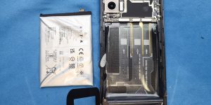 Nothing Phone(1) 膨張バッテリー交換修理【即日対応】-13