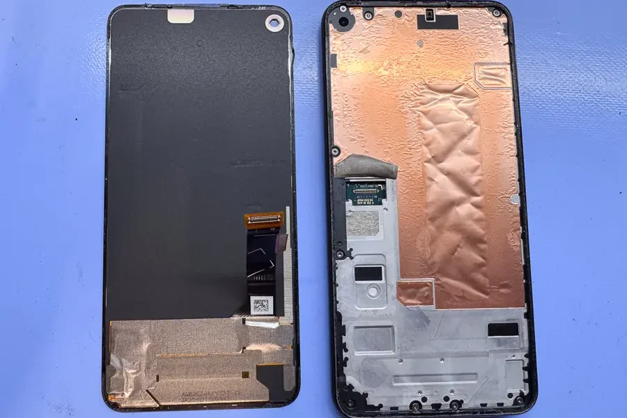 Pixel 4a 5G 全く電源が入らなくなった【基板復旧修理】-9