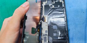 Pixel 6a 画面が全く映らない症状の修理【即日画面交換】-08