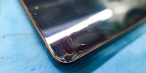 ROG Phone 8 Pro ガラス割れ画面交換修理【即日対応】-10