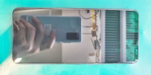 ROG Phone6 画面割れ