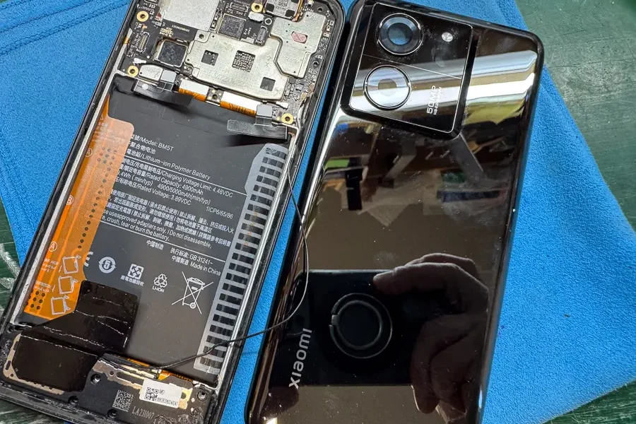 Xiaomi 13T 電源が入らない状態からのデータ復旧【基板修理】-8