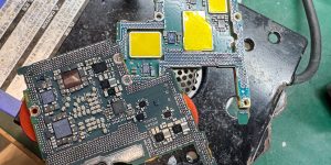 Xperia 1 Ⅳ 水没から半年後に電源が入らなくなった【基板復旧修理】-06