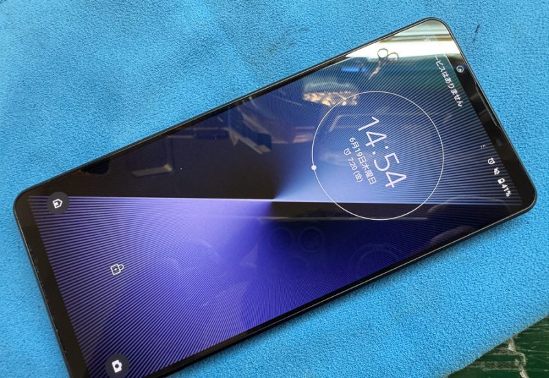Xperia 1 Ⅶ 電源が入らない【基板復旧修理】-1
