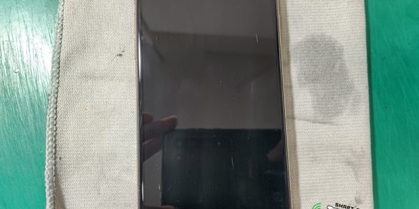 Apple　iPhone　XS　充電ドッグ交換修理　滋賀