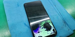 Google Pixel4a 4G 画面交換修理　大阪梅田店