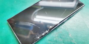 Galaxy　S23　Ultra　画面割れ　修理
