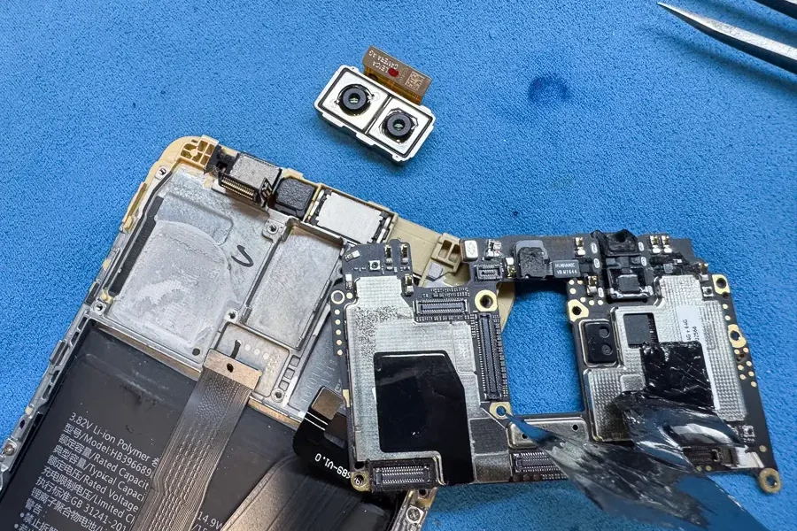 急に電源が入らなくなってしまった Huawei Mate 9の修理【基板復旧】-6