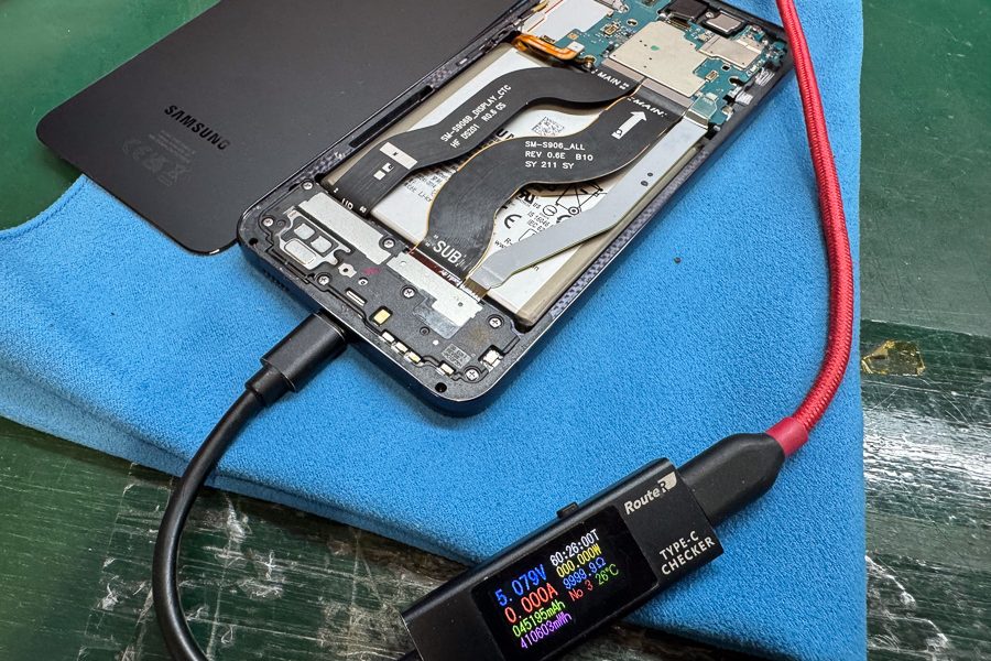 電源の入らないGalaxy S22+を基板修理で復旧【他社修理失敗品】-8 電源の入らないGalaxy S22+を基板修理で復旧【他社修理失敗品】-8